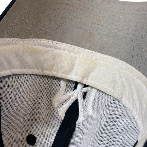 OC Sports Yankees Baseball Cap Youth Navy New York Yankees Adjustable Hat - Picture 7 of 7